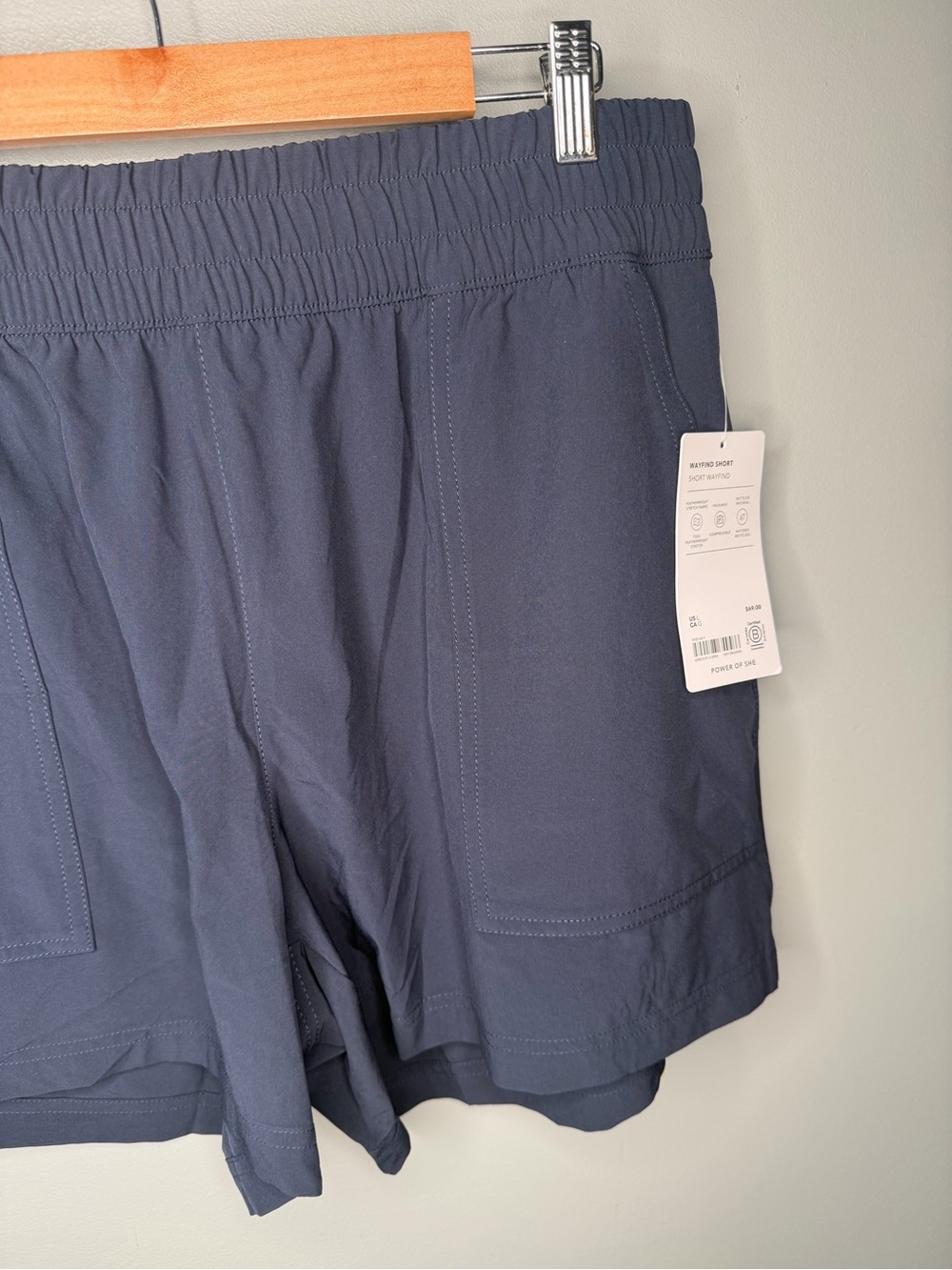 NWT Athleta Wayfind Short - Navy - Picture 5 of 10